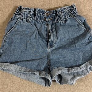Forever 21 shorts size large